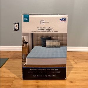 Memory Foam Mattress Topper